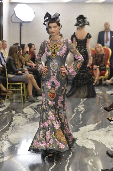 Inside Dolce And Gabbanas Brit Fuelled Alta Moda Show Dolce And