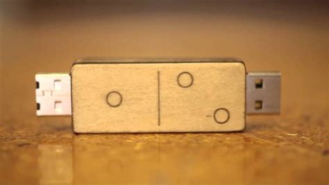 Diy Two Sided Flash Drive Keeps Your Files Organized Saves You Space