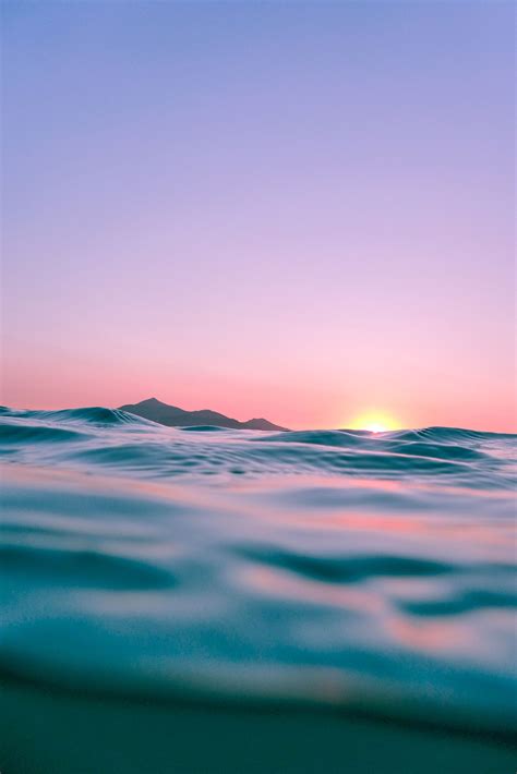 Soft Purple Sky Over The Ocean Purple Purpleaesthetic Sunset Water