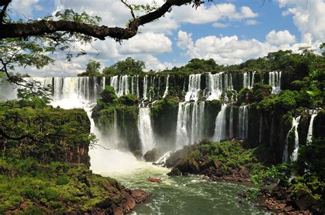 Lets Travel The World Iguazu Falls A Natural Wonder