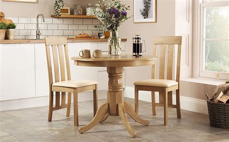 Kingston Round Dining Table And 2 Chester Chairs Natural Oak Finished