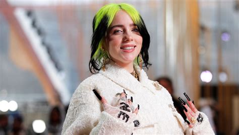Billie Eilish Twerking In Behind The Scenes Video For ‘therefore I Am