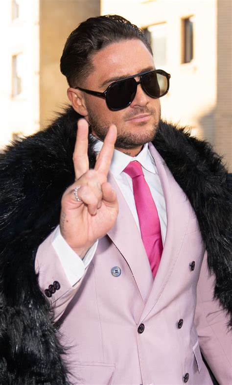 Stephen Bear Earned £40k On Onlyfans And Leaked Sex Tape With Love