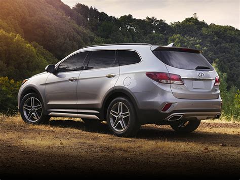The hyundai santa fe (korean: 2018 Hyundai Santa Fe MPG, Price, Reviews & Photos ...