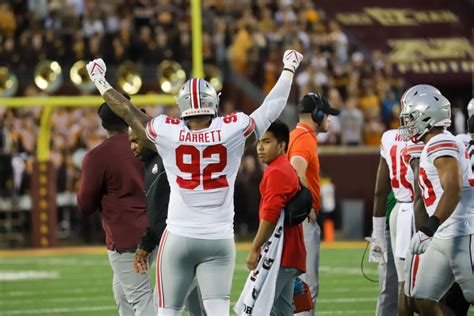 Football No 4 Ohio State Survives First Half Scare By Minnesota Wins