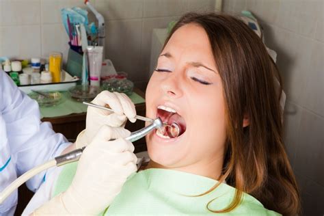 Zapalenie miazgi zęba przyczyny klasyfikacja leczenie jak