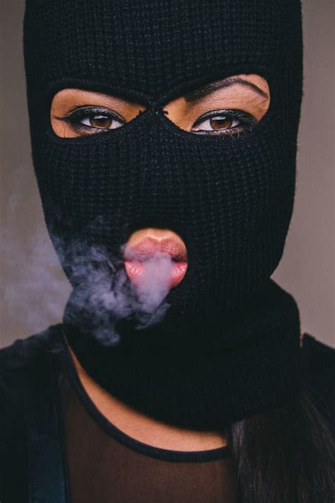 Pin By ♈𝔹𝕃𝔸𝕀ℝ 𝔻𝕀𝔸ℤ♈ On Bad Girls Mask Girl Thug Girl Girl Gang