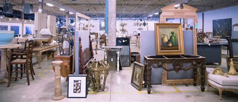 The Treasure Trove: 500,000 Pristine Pieces Found in a Dallas Warehouse