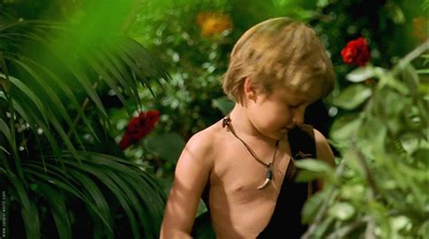Кто живет в диком африканском лесу, с воплем носится на лиане и водит дружбу со зверями? George of the Jungle 2 (2003) :: starring: Angus T. Jones