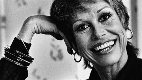 Mary tyler moore tv actress. TV Icon Mary Tyler Moore Dies at 80 | Glamour