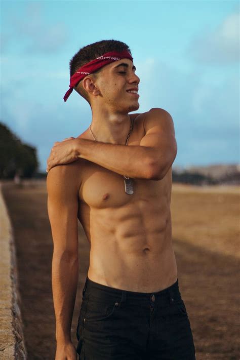 �tu voto puede cambiarlo todo! Mejores 18 imágenes de chicos sin camiseta en Pinterest ...