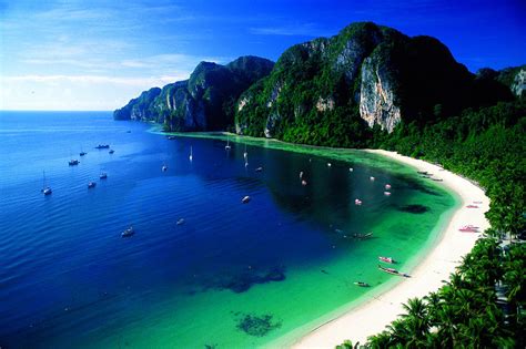 Visiting The World Famous Phi Phi Island By The Ferries Living There