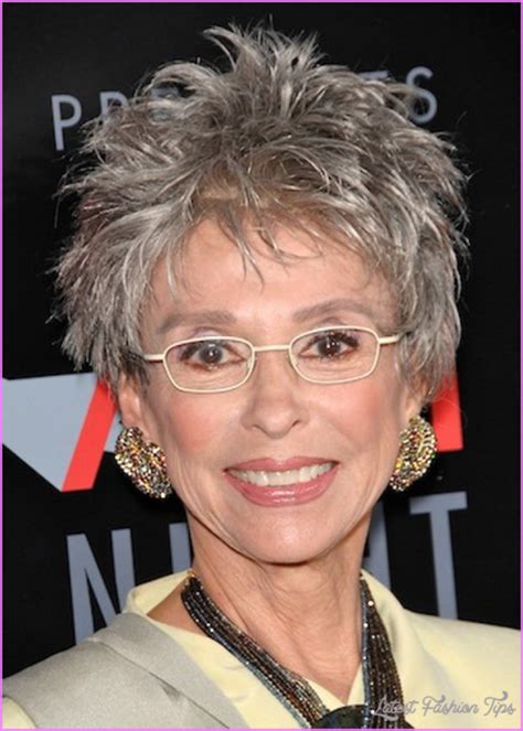 It is sure that it offers politeness as well as an improved below described are few of the hairstyles for women over 50 with glasses to have excellent hair. Short Hairstyles For Women Over 50 With Glasses ...
