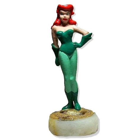 Poison Ivy Figurine Edition 770 Collectiblesandmoreinstore