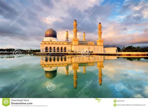 Generally referred to as kk , it is located on the west coast of sabah within the west coast division. Floating Mosque In Kota Kinabalu Stock Photo - Image of ...