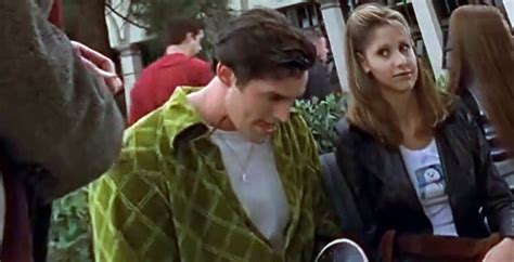 Buffy The Vampire Slayer S01 E07 Video Dailymotion