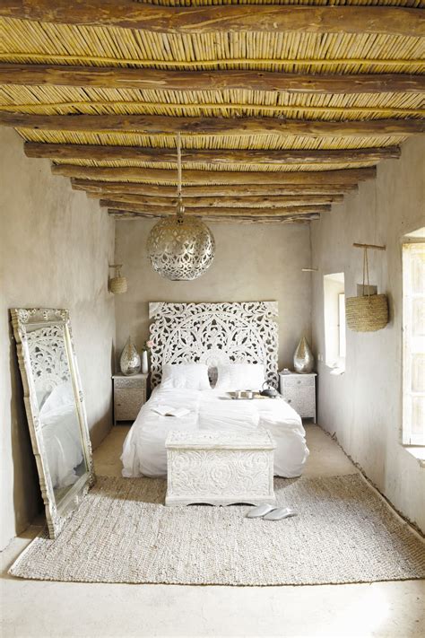 Tête de lit 160 occara tissu bois 160x118x8 housse de rêve. Tête de lit 160 sculptée en manguier massif blanc Kerala ...