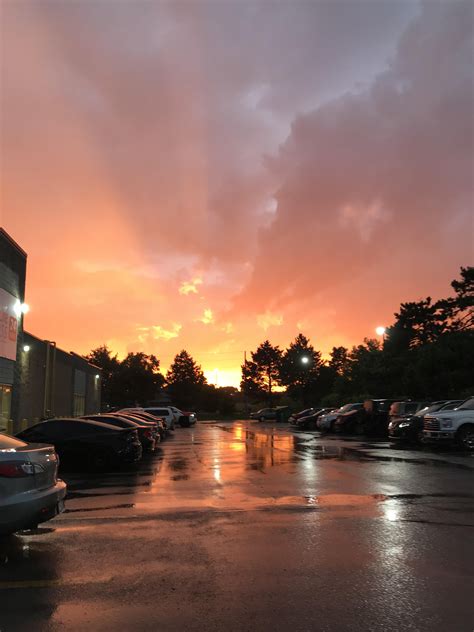Sun Setting Right After Rain Sky Aesthetic Sunset Pictures Rain