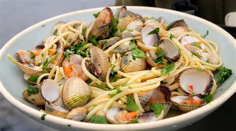 Seafood Linguine Recipe
