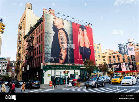 Billboard Advertising Calvin Klein Jeans Fotografías E Imágenes De Alta