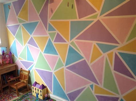 Kids Playroom Wall Done With Frog Tape And Match Pots Дизайн росписи