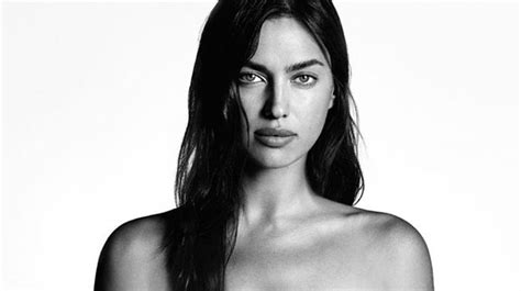 Ultra sexy Irina Shayk pose complètement nue pour Givenchy photo RTL People