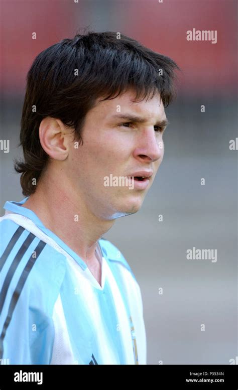 Lionel Messi Young High Resolution Stock Photography And Images Alamy