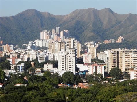 Es una ciudad industrial, pujante y que sobresale del resto de las ciudades del país, por la amabilidad de. Valencia Venezuela | Valencia Venezuela | carlosorland | Flickr