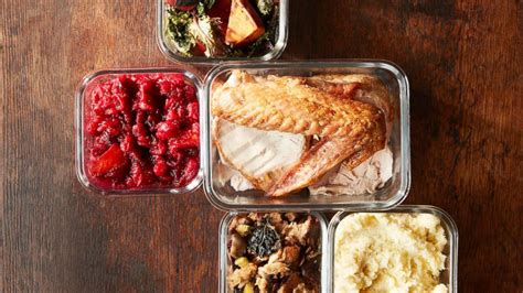 Guide To Thanksgiving Leftovers How To Store And How Long It Lasts