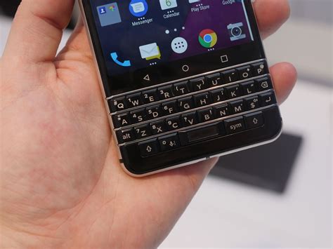 The Phone Has A Well Backlit Physical Keyboard Beneath The Screen