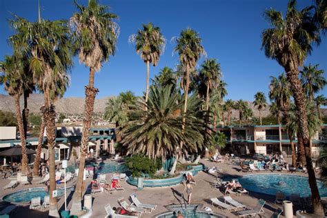 Desert Hot Springs Spa Hotel沙漠温泉水疗酒店预订desert Hot Springs Spa Hotel沙漠温泉