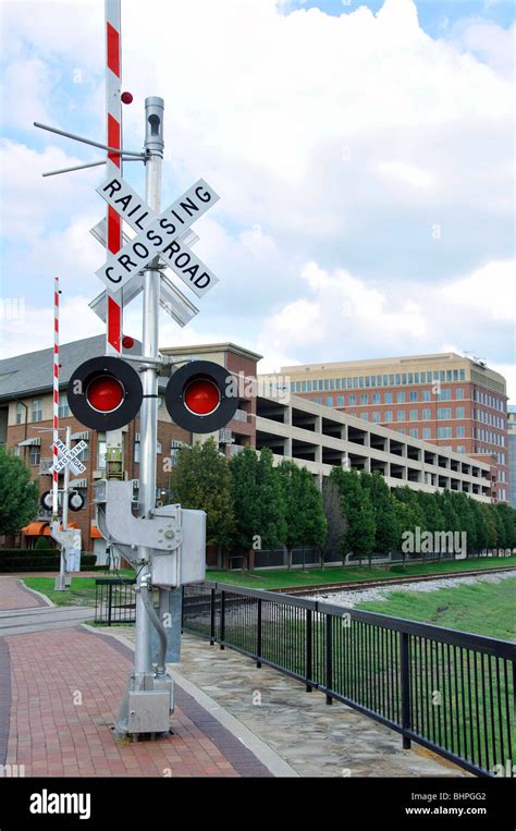 Railroad Crossing Signal Dallas Area Texas Usa Stock Photo Alamy