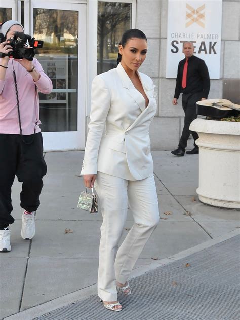 look of the week kim kardashian west skilfully walks over a subway grate in heels vogue india