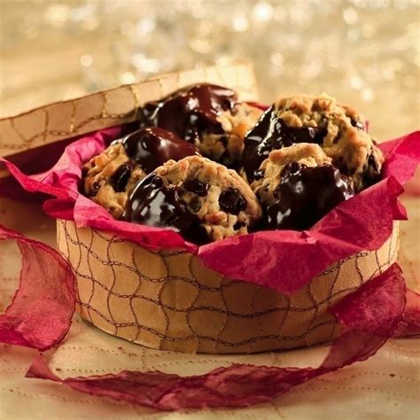 Make the holidays work for your lifestyle with these diabetic christmas cookie recipes. Chocolate Dunk Cookies | Splenda recipes, Cookie recipes ...