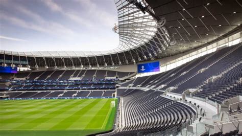 The stadium has been designed to generate one of the best match day atmospheres in the world, with uninterrupted sightlines and spectators closer to the pitch than at any comparable ground in the uk. 英プレミアリーグ・トッテナムのホームスタジアムが完成 ピッチとの距離は最短で4.9m | Webマガジン「AXIS ...