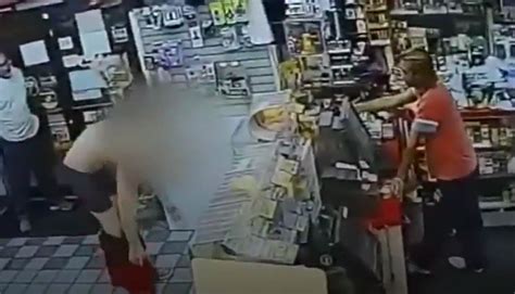 Nj Store Clerk Forced Suspected Thief To Get Naked At Gunpoint