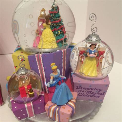 Disney Princess Snow Globe Dreaming Of A Magical Christmas 7999