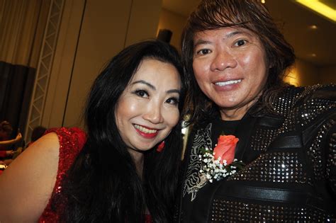 Dato tawfiq ayman is the husband of tan sri dr. Kee Hua Chee Live!: PART 1---FLIPBIZZ GRAND LAUNCH AT BBCC ...