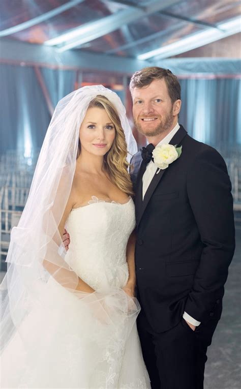 nascar driver dale earnhardt jr marries amy reimann on new year s eve