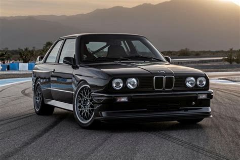 This Is The Most Beautiful Bmw M3 E30 Restomod Weve Ever Seen Redux