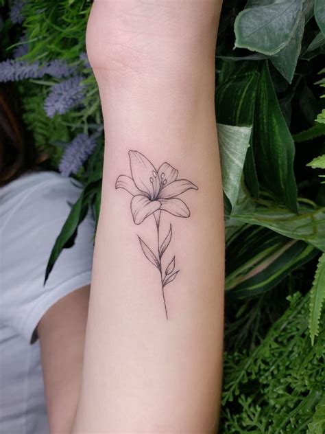 Lily Tattoo Lily Tattoo Lillies Tattoo Lily Flower Tattoos