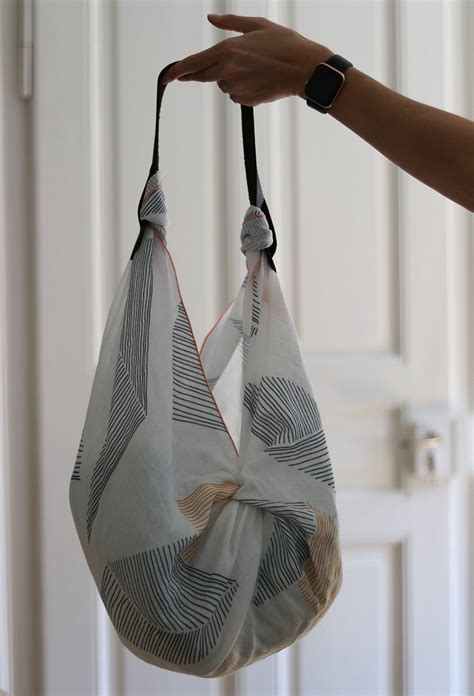 sommerliche furoshiki accessoires aus selbst designten stoffen stoff stofftaschentücher