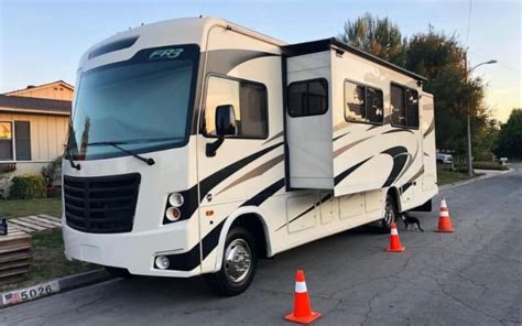 Can You Park An Rv In Your Driveway Rving Know How