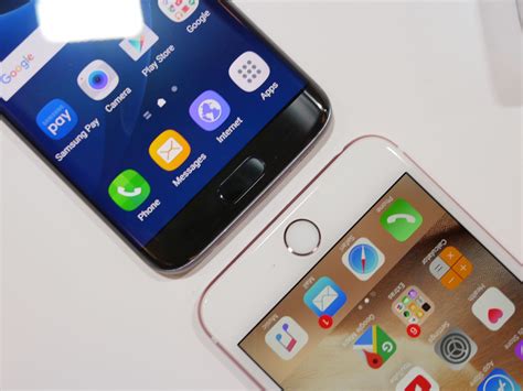 Samsung Galaxy S7 Edge Vs Apple Iphone 6s Plus First Look Phonearena