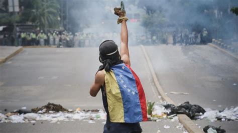 Video Venezuelans Head To Polls To Vote For New President Abc News