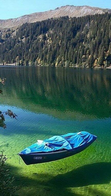 The Crystal Clear Water Of Flathead Lake Montana Cool Places To