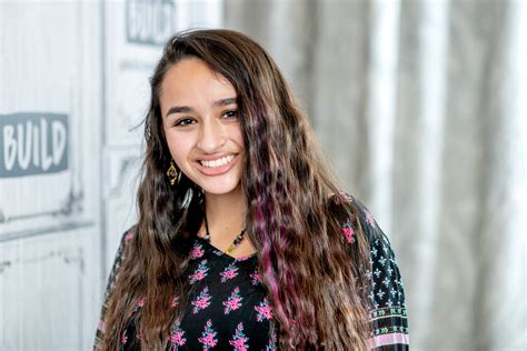 Jazz jennings inspires her 1 million followers in a body positivity video. Jazz Jennings 'Nervous' About Harvard, But Already Has a ...
