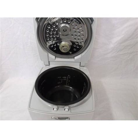 ラ 家電 光回線・モバイル通信 cd・dvd 楽器・音響機器 スポーツ・アウトドア ゴルフ用品 インテリア・寝具・収納 日用品雑貨・文房具・手芸 キッチン用品・食器・調理器. MITSUBISHI IH炊飯ジャー NJ-UA104 2014年製 5.5合(1.0L) 程度C(表面にキズ ...