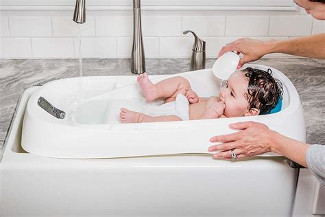4moms Bath Review A Smart Tub For A Giggly Bath Tme