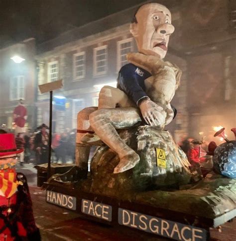 Lewes Bonfire Night Thousands Flock To Covid Themed Event Bbc News